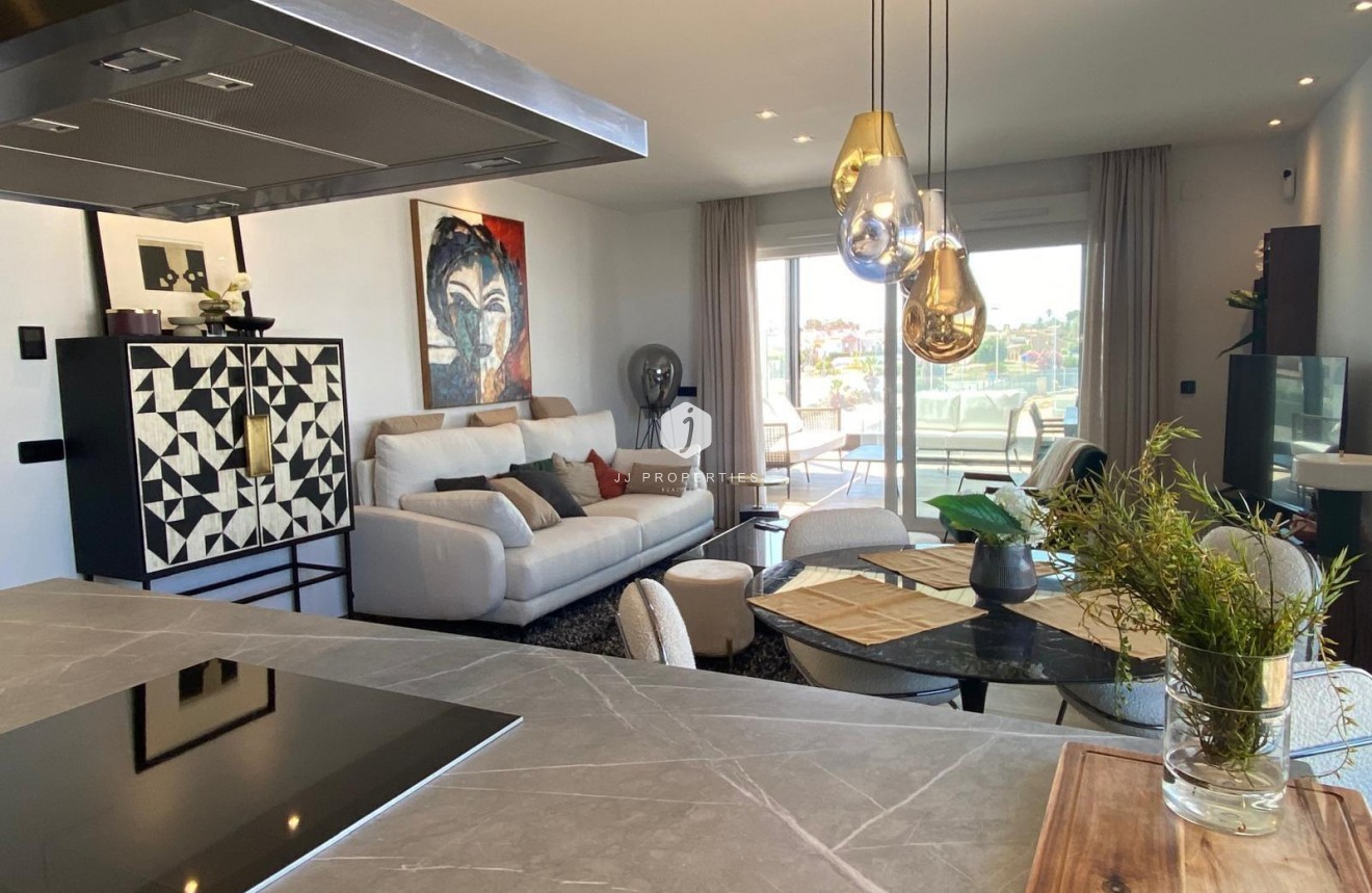 Z drugiej ręki - Daszek -
Torrevieja - Punta prima