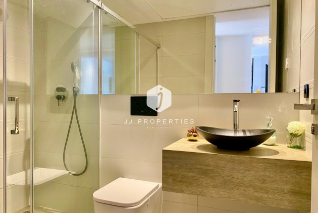 Z drugiej ręki - Daszek -
Torrevieja - Punta prima