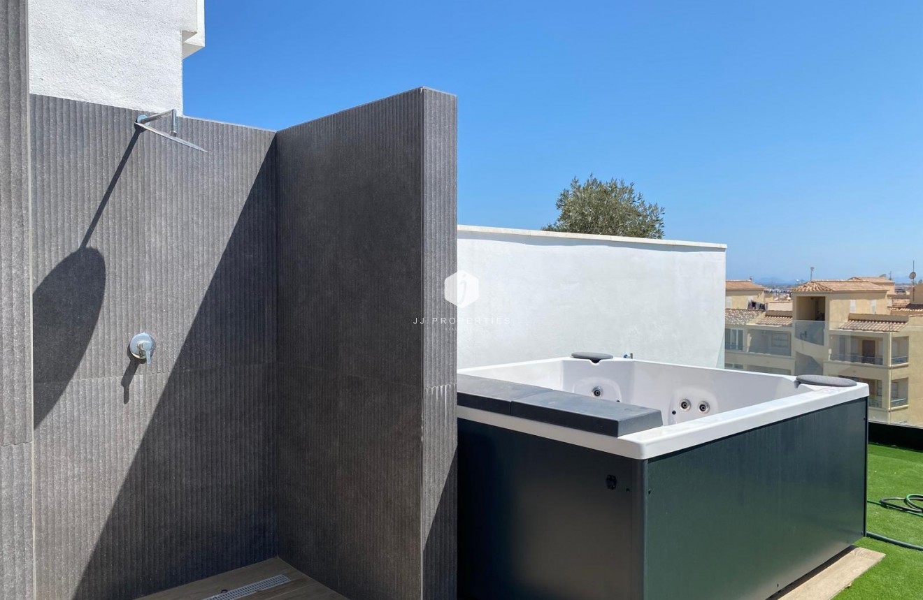 Z drugiej ręki - Daszek -
Torrevieja - Punta prima