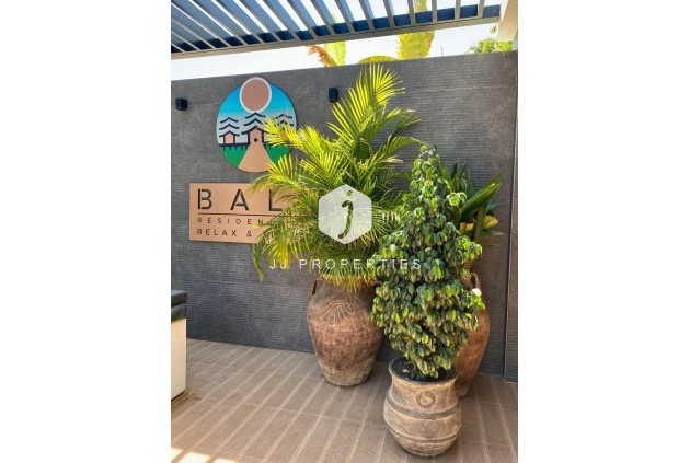 Z drugiej ręki - Daszek -
Torrevieja - Punta prima