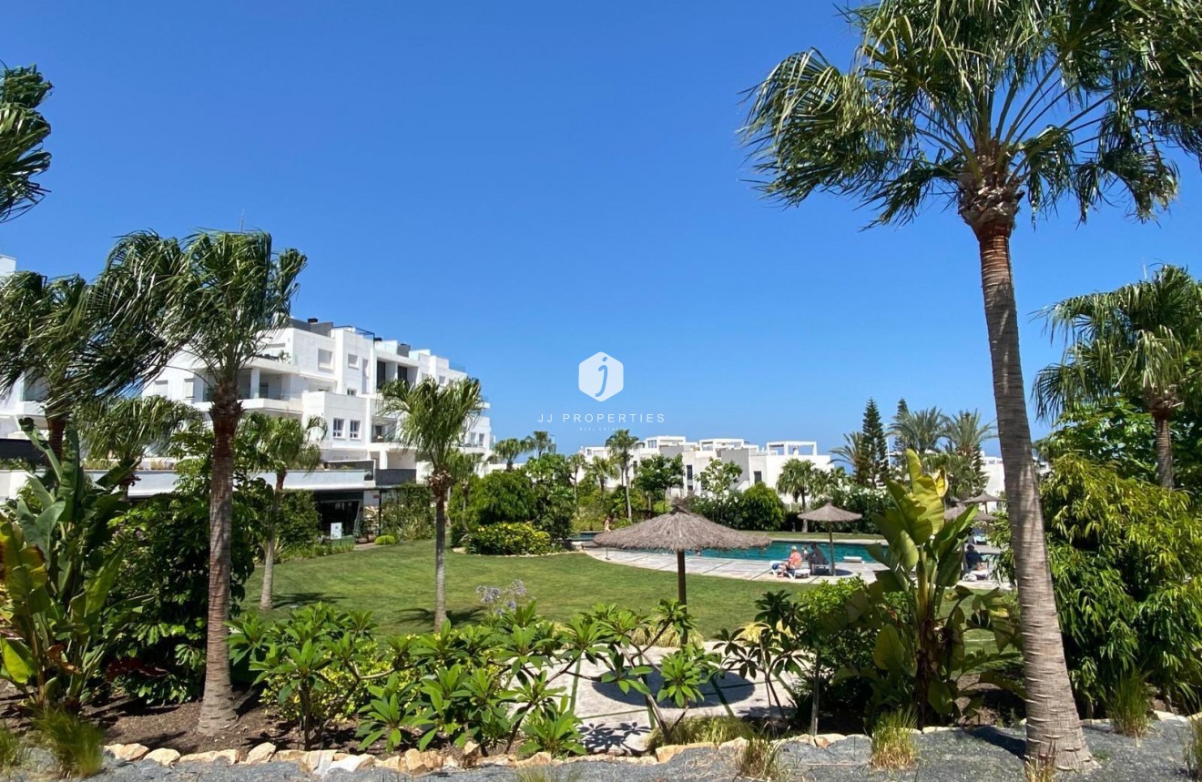 Z drugiej ręki - Daszek -
Torrevieja - Punta prima