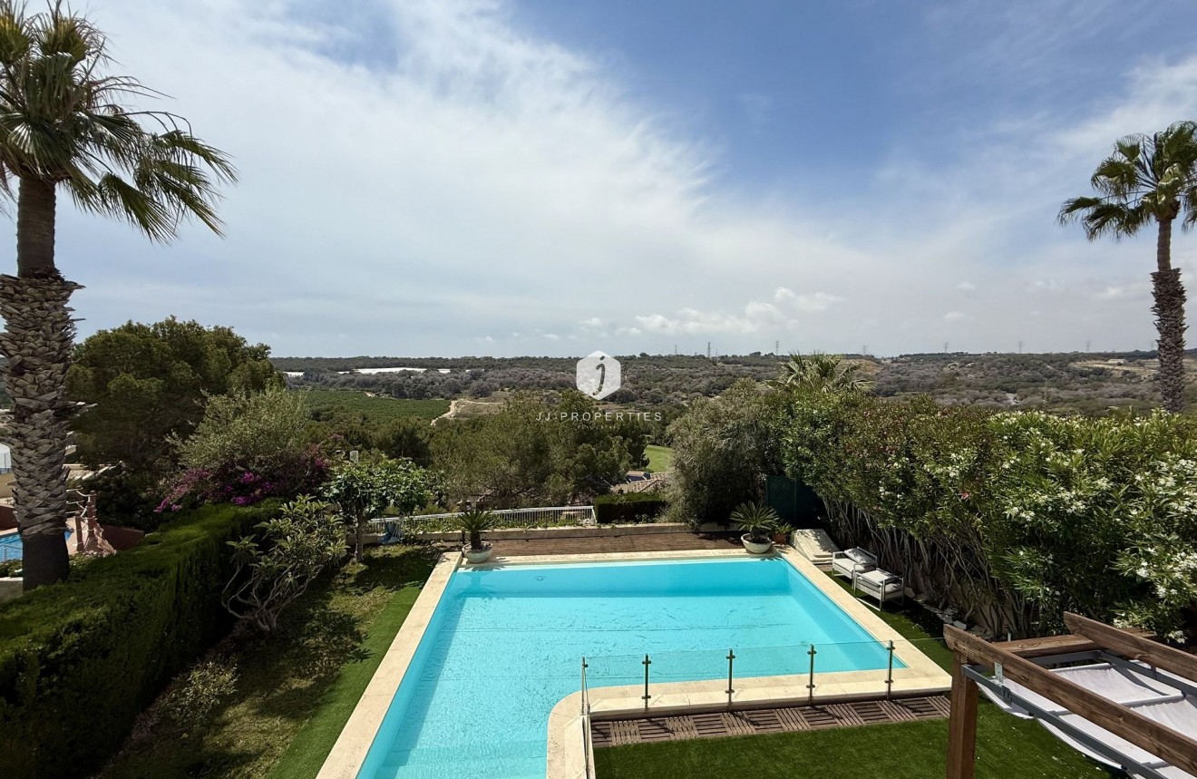 Tweedehands - Villa -
Orihuela Costa - Costa Blanca