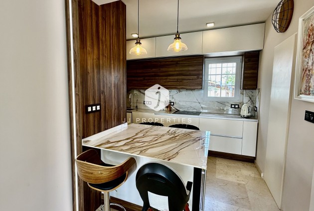 Tweedehands - Villa -
Orihuela Costa - Costa Blanca