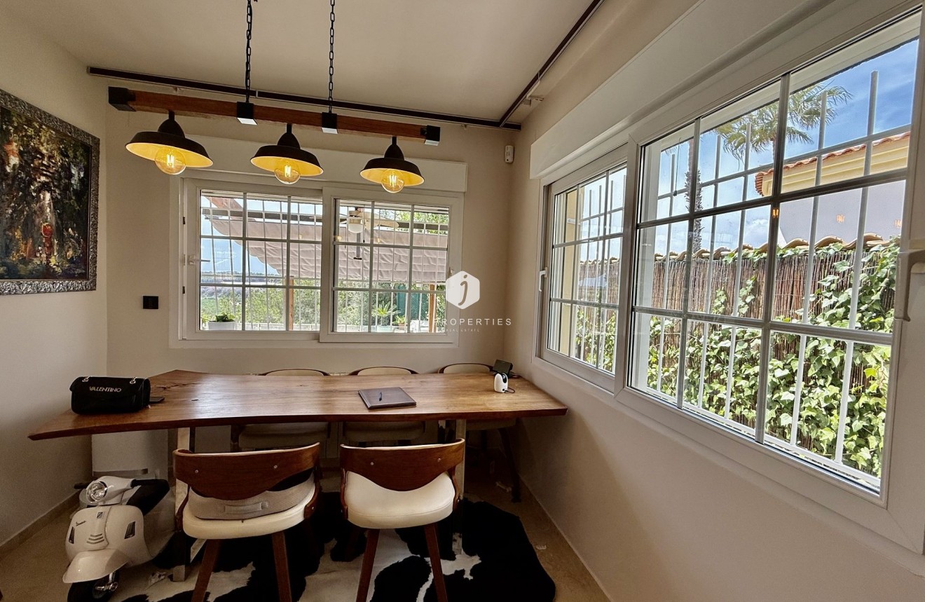 Tweedehands - Villa -
Orihuela Costa - Costa Blanca