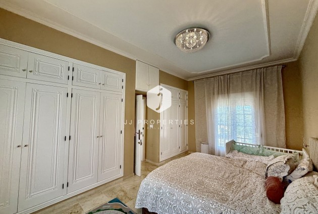 Tweedehands - Villa -
Orihuela Costa - Costa Blanca