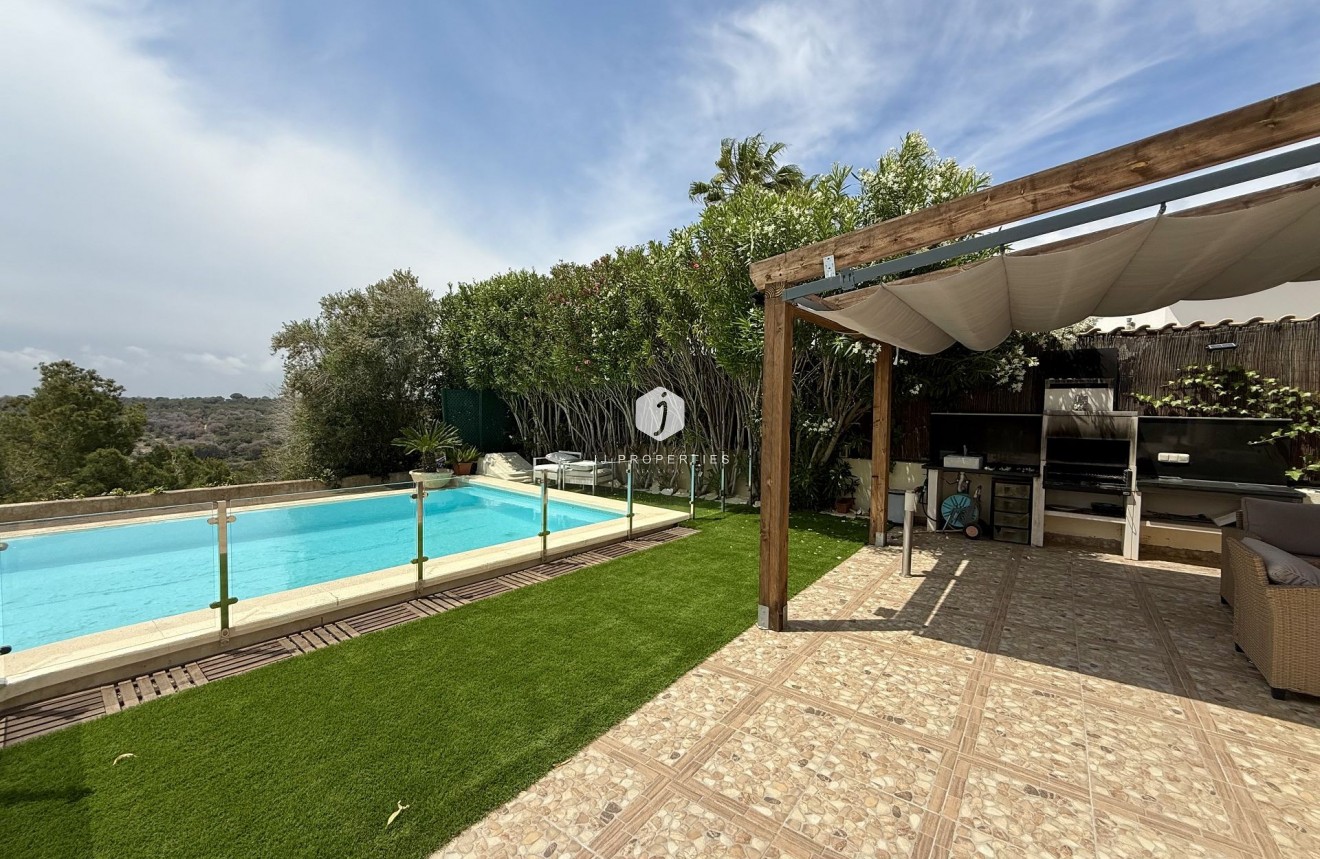 Tweedehands - Villa -
Orihuela Costa - Costa Blanca