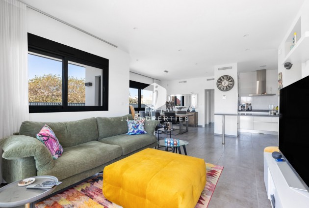 D'occasion - Villa -
Torrevieja - Rosaleda