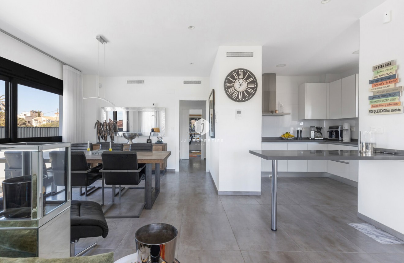 D'occasion - Villa -
Torrevieja - Rosaleda