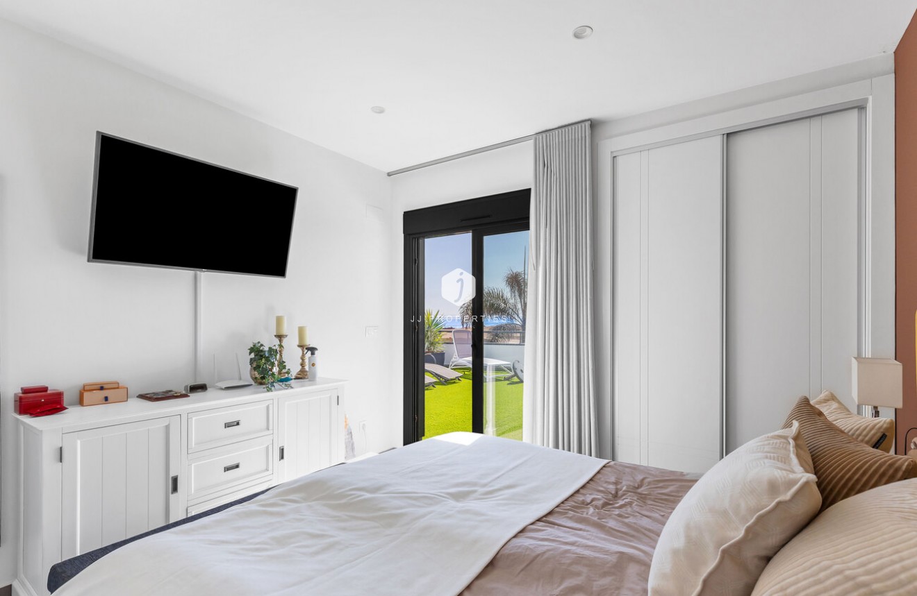 D'occasion - Villa -
Torrevieja - Rosaleda