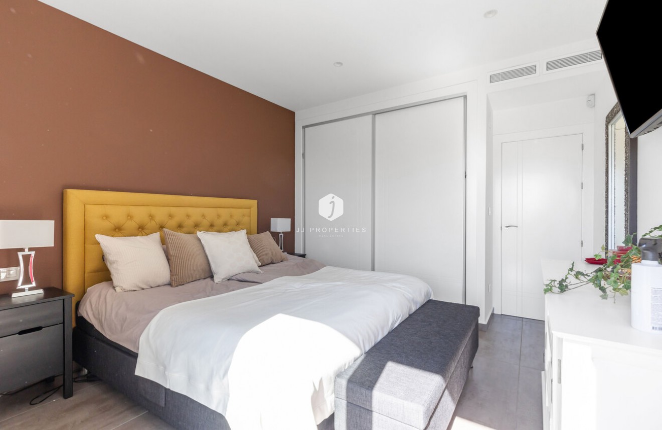 D'occasion - Villa -
Torrevieja - Rosaleda