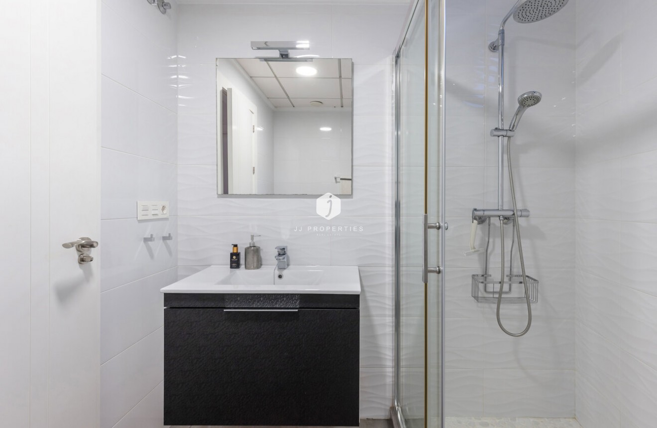 D'occasion - Villa -
Torrevieja - Rosaleda