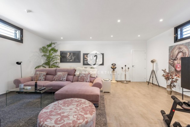 D'occasion - Villa -
Torrevieja - Rosaleda