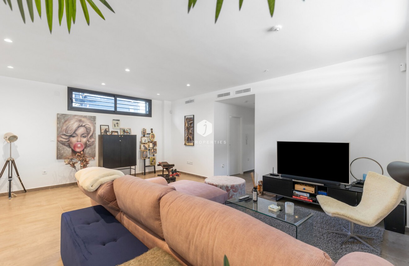 D'occasion - Villa -
Torrevieja - Rosaleda