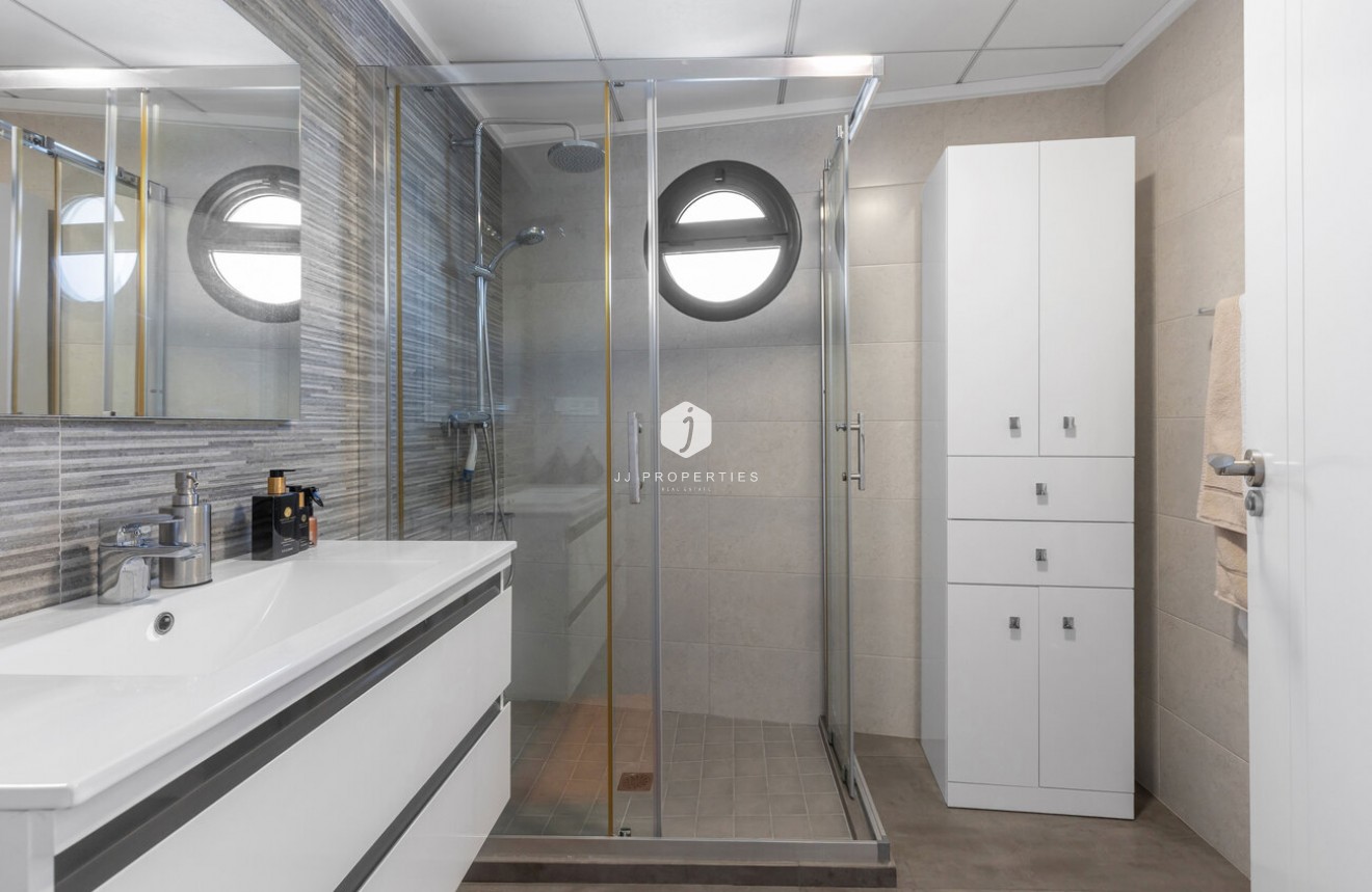 D'occasion - Villa -
Torrevieja - Rosaleda