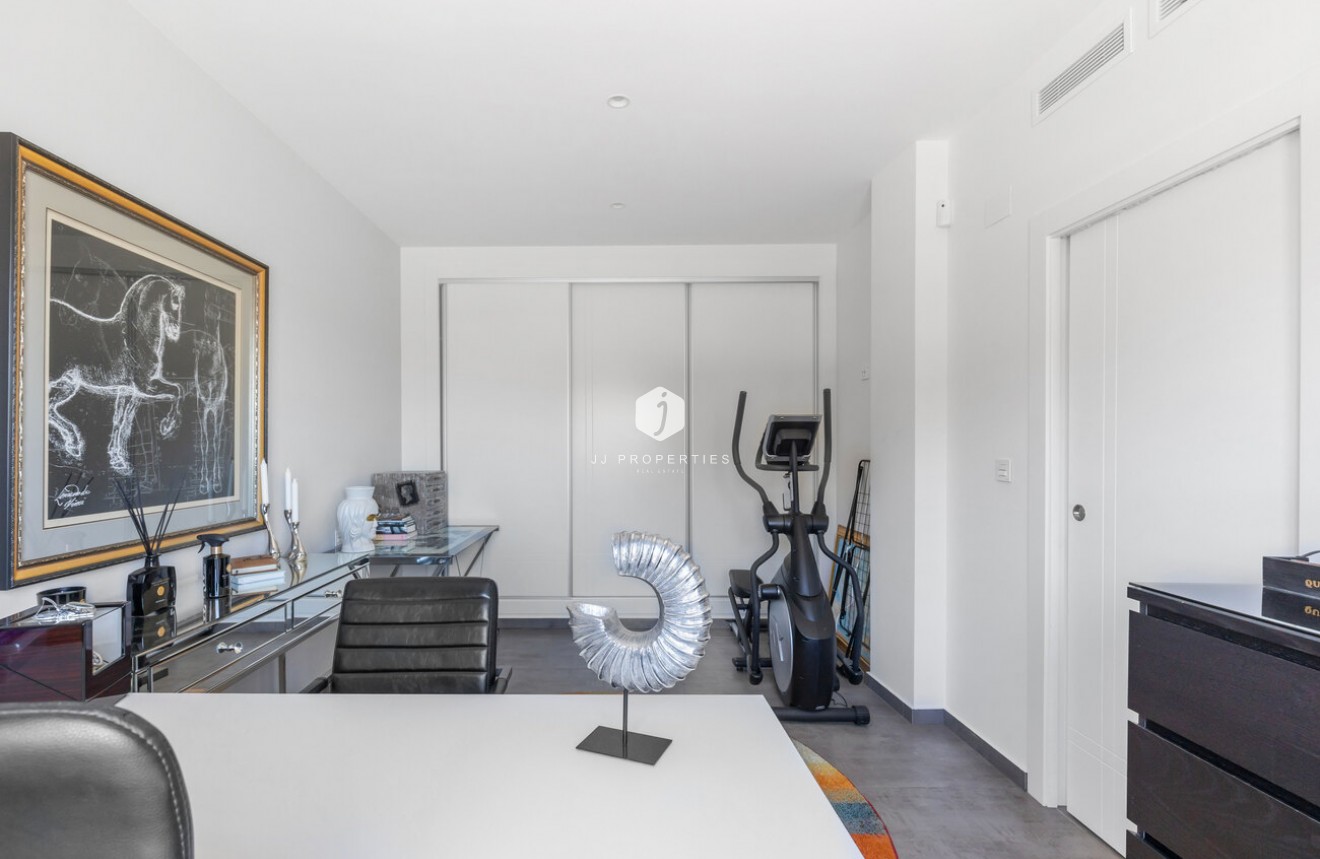 D'occasion - Villa -
Torrevieja - Rosaleda