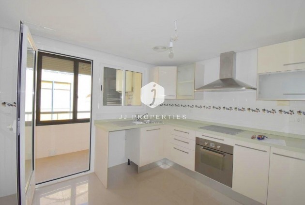 Segunda mano - Apartamento / piso -
Torrevieja - Centro - Muelle Pesquero