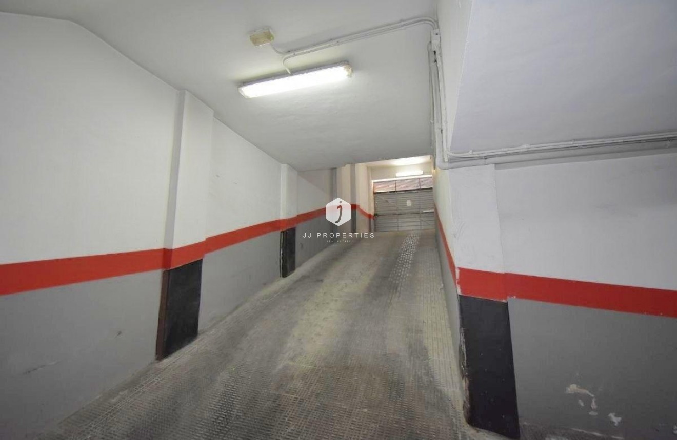 Segunda mano - Apartamento / piso -
Torrevieja - Centro - Muelle Pesquero