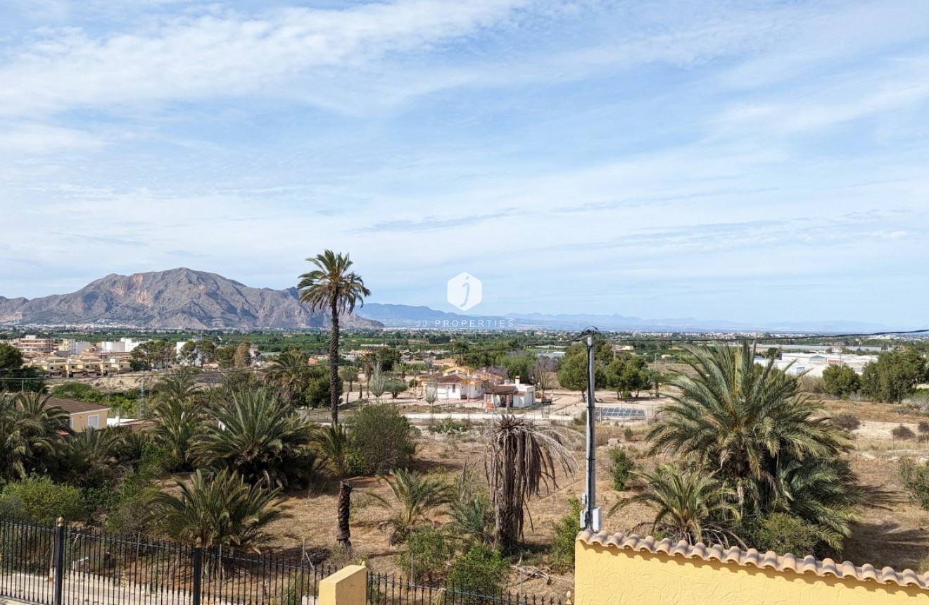 Segunda mano - Villa -
Bigastro - Inland