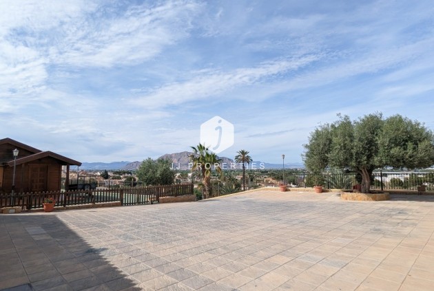 Segunda mano - Villa -
Bigastro - Inland