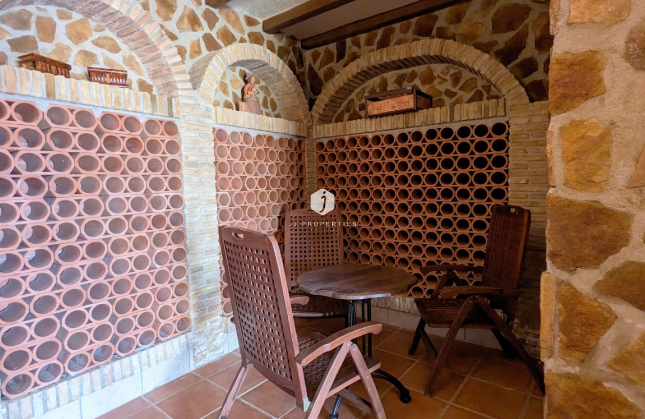 Segunda mano - Villa -
Bigastro - Inland