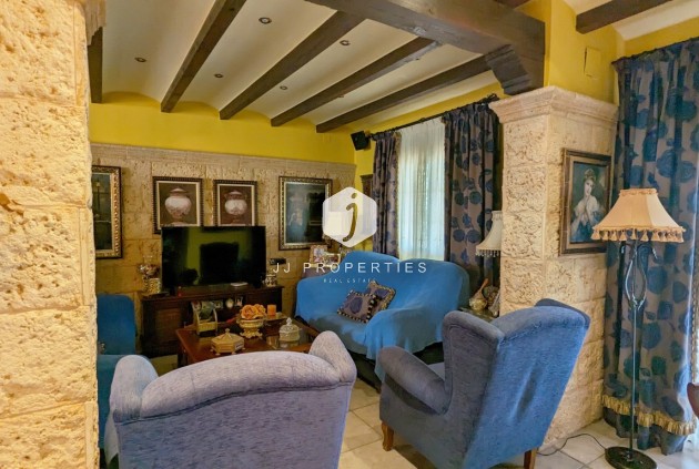 Segunda mano - Villa -
Bigastro - Inland