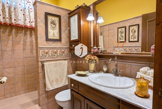 Segunda mano - Villa -
Bigastro - Inland