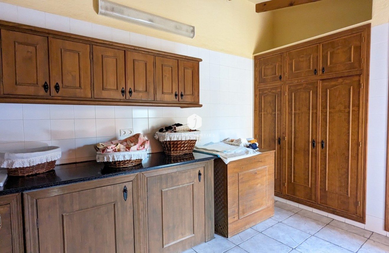 Segunda mano - Villa -
Bigastro - Inland