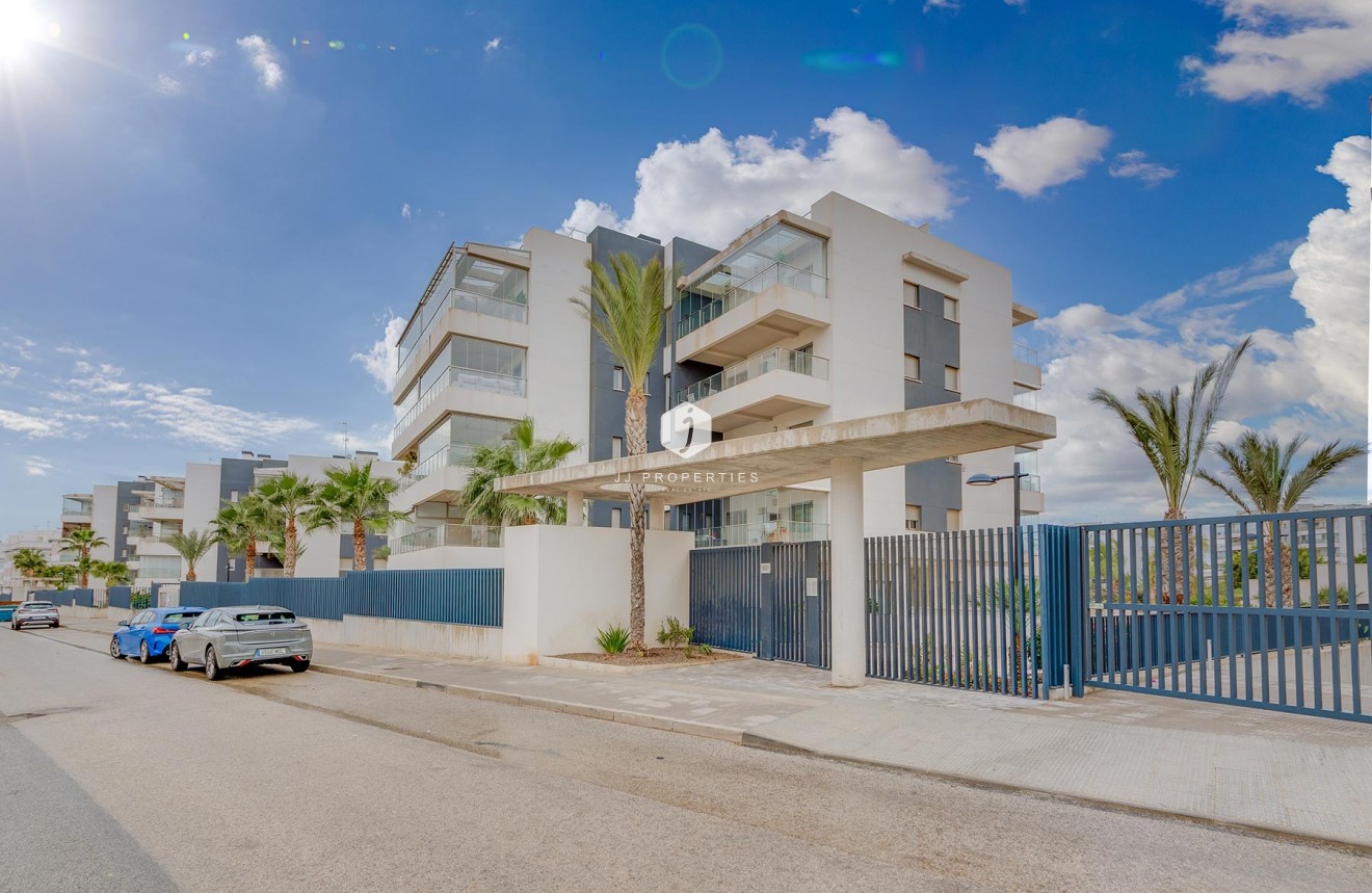 Segunda mano - Apartamento / piso -
Orihuela Costa - Costa Blanca