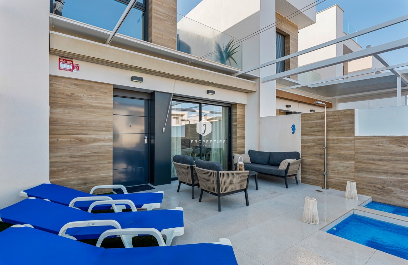 Segunda mano - Villa -
Ciudad Quesada - Costa Blanca