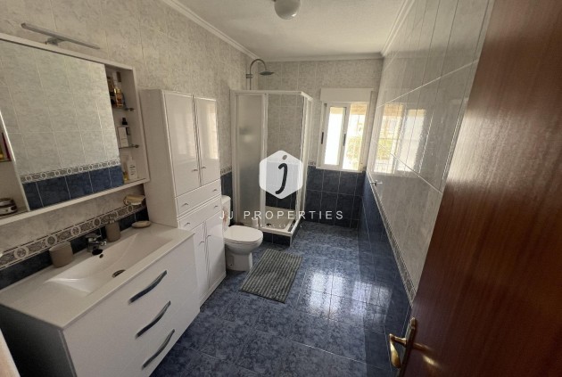 Segunda mano - Chalet -
Torrevieja - La Siesta - El Salado - Torreta