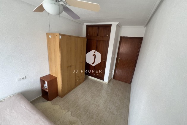 Segunda mano - Chalet -
Torrevieja - La Siesta - El Salado - Torreta