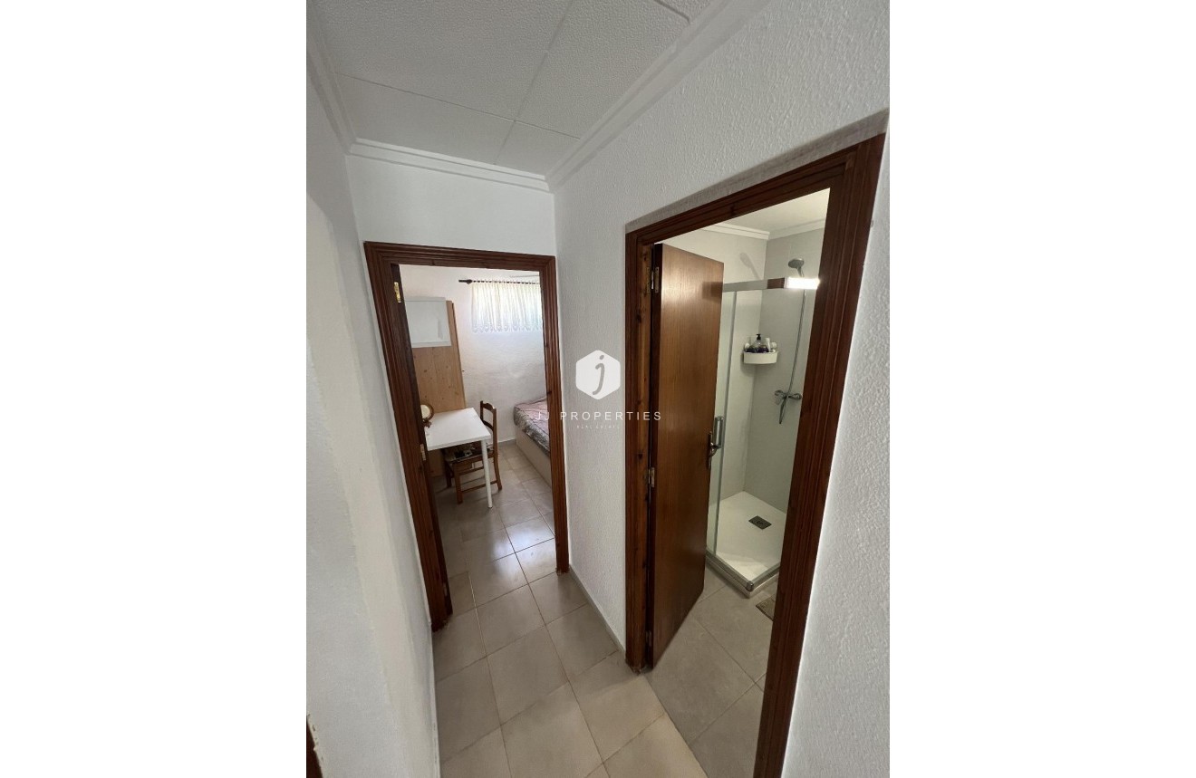 Segunda mano - Chalet -
Torrevieja - La Siesta - El Salado - Torreta