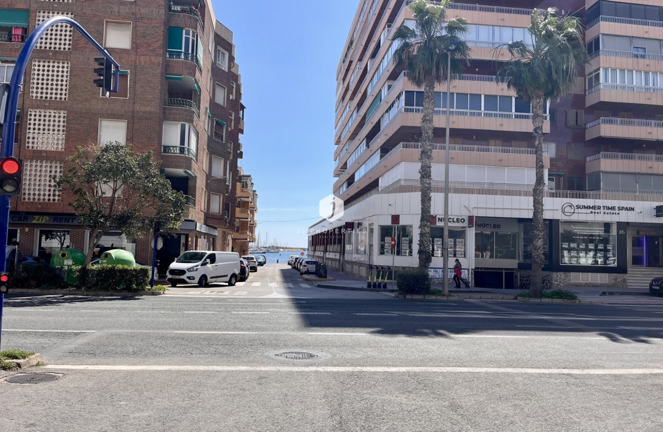 Segunda mano - Apartamento / piso -
Torrevieja - Costa Blanca