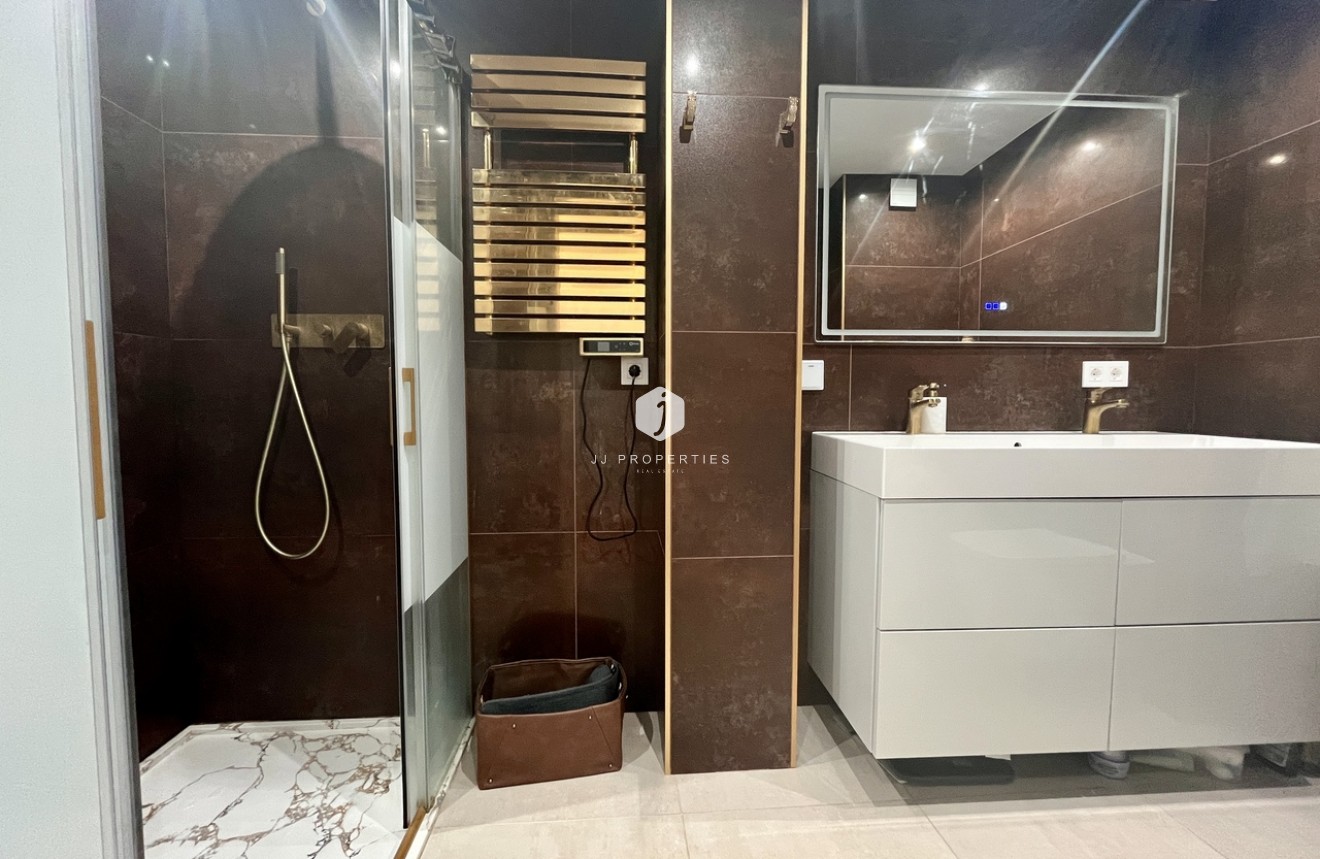 Segunda mano - Apartamento / piso -
Torrevieja - Costa Blanca