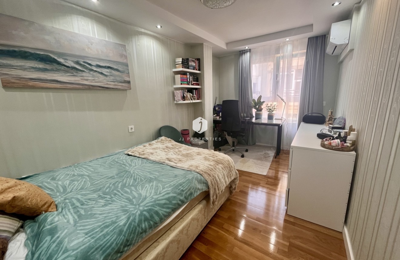 Segunda mano - Apartamento / piso -
Torrevieja - Costa Blanca