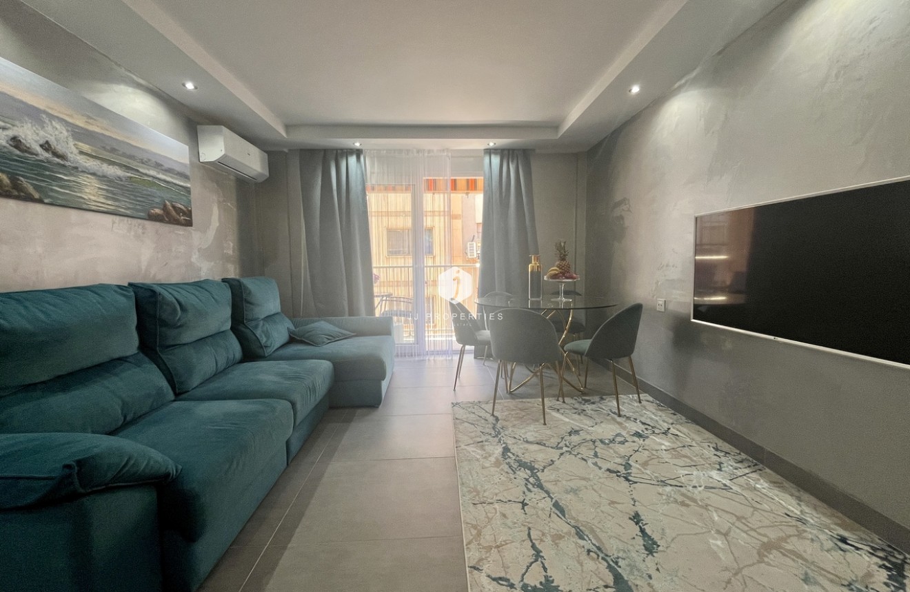 Segunda mano - Apartamento / piso -
Torrevieja - Costa Blanca