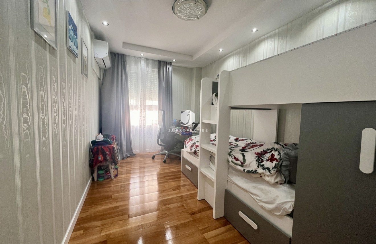 Segunda mano - Apartamento / piso -
Torrevieja - Costa Blanca