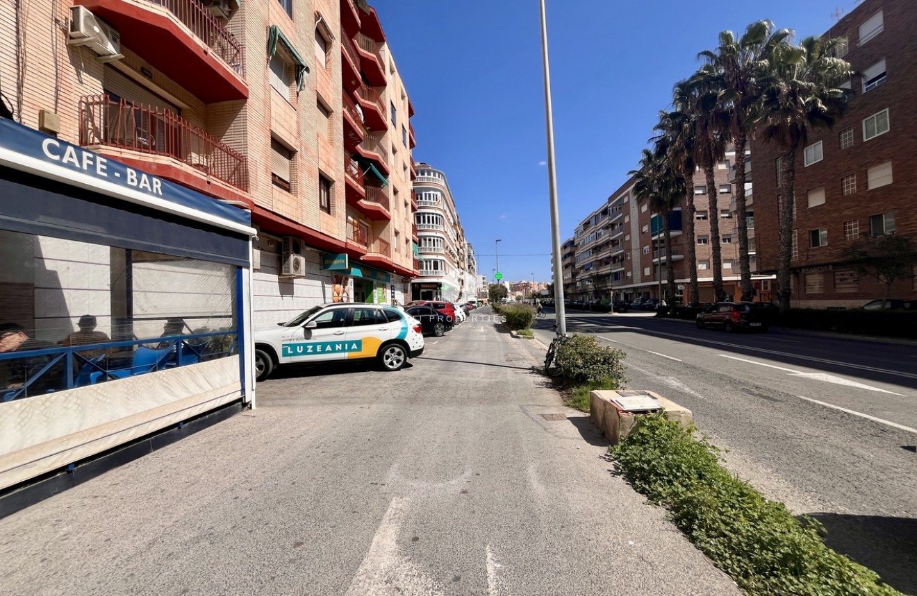 Segunda mano - Apartamento / piso -
Torrevieja - Costa Blanca