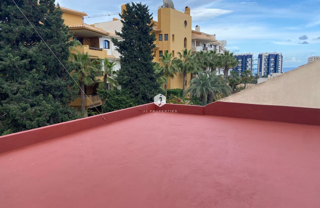 Segunda mano - Chalet -
Orihuela Costa - Punta Prima