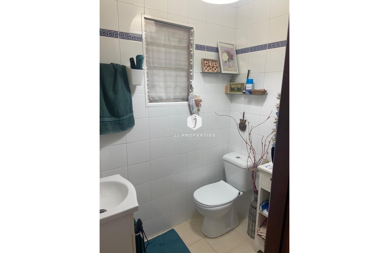 Segunda mano - Chalet -
Orihuela Costa - Punta Prima