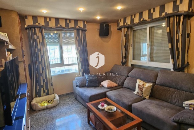 D'occasion - Attique -
Torrevieja - CENTRE