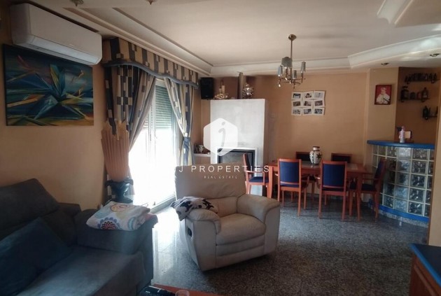 D'occasion - Attique -
Torrevieja - CENTRE