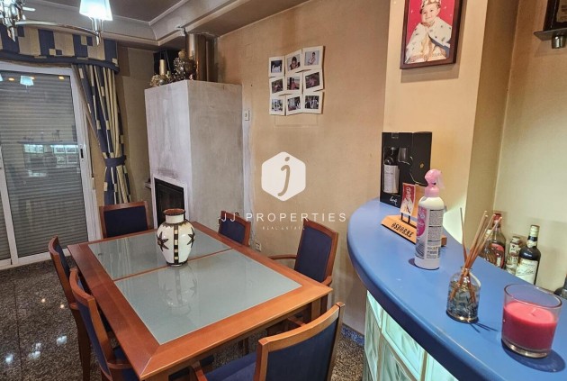 D'occasion - Attique -
Torrevieja - CENTRE