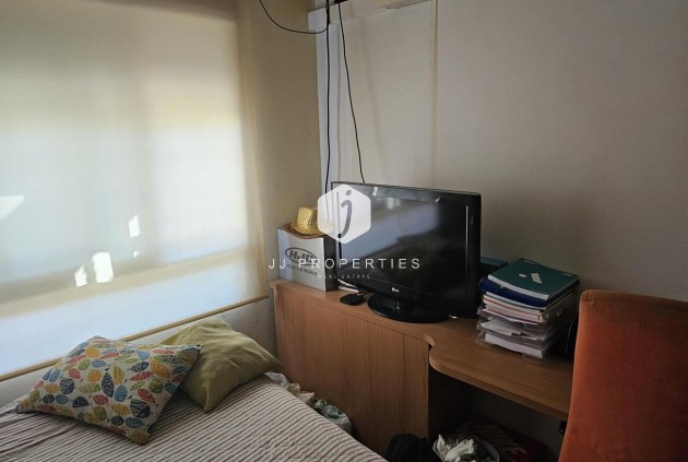 D'occasion - Attique -
Torrevieja - CENTRE