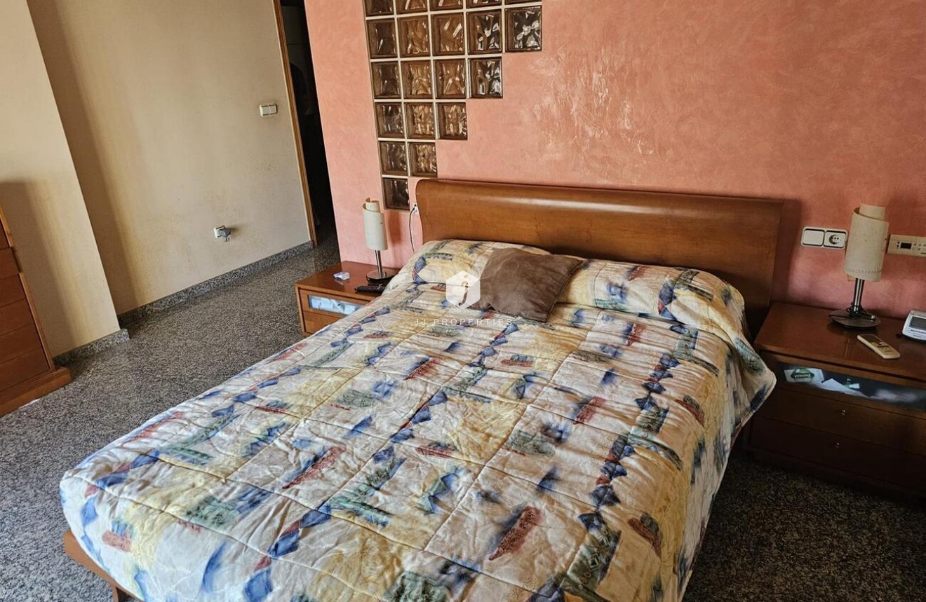 D'occasion - Attique -
Torrevieja - CENTRE