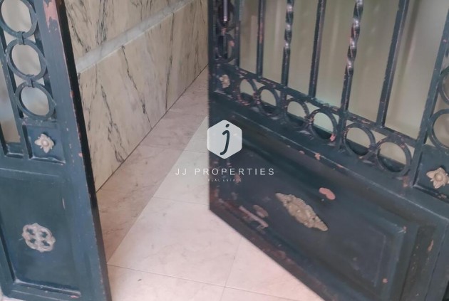 D'occasion - Attique -
Torrevieja - CENTRE