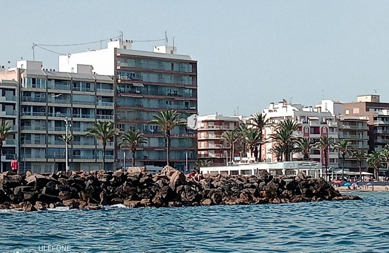 D'occasion - Attique -
Torrevieja - CENTRE