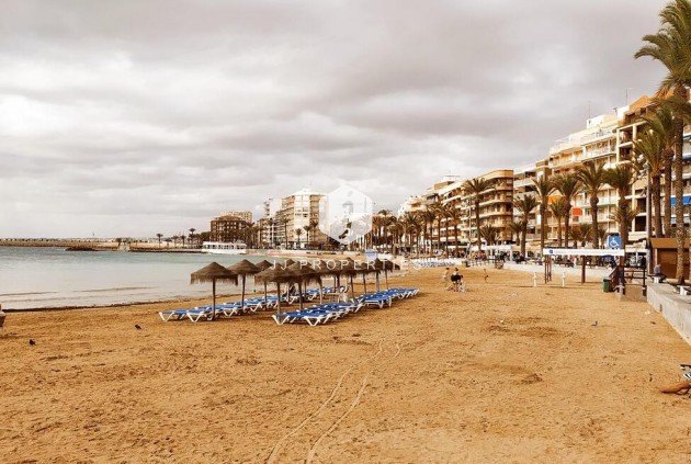 D'occasion - Attique -
Torrevieja - CENTRE