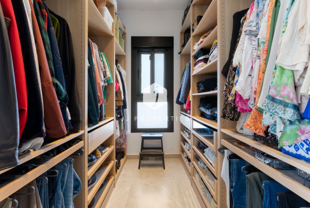 Segunda mano - Villa -
Daya Nueva - Costa Blanca