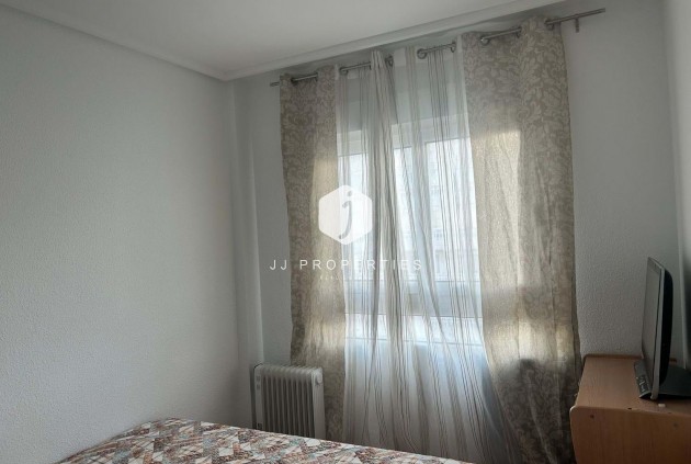 Z drugiej ręki - Daszek -
Torrevieja - Torreblanca